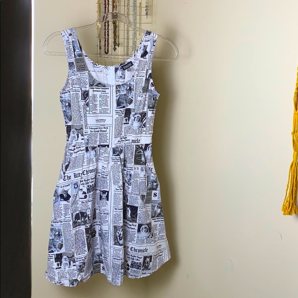 Retrolicious Spreading Mews Cat Dress